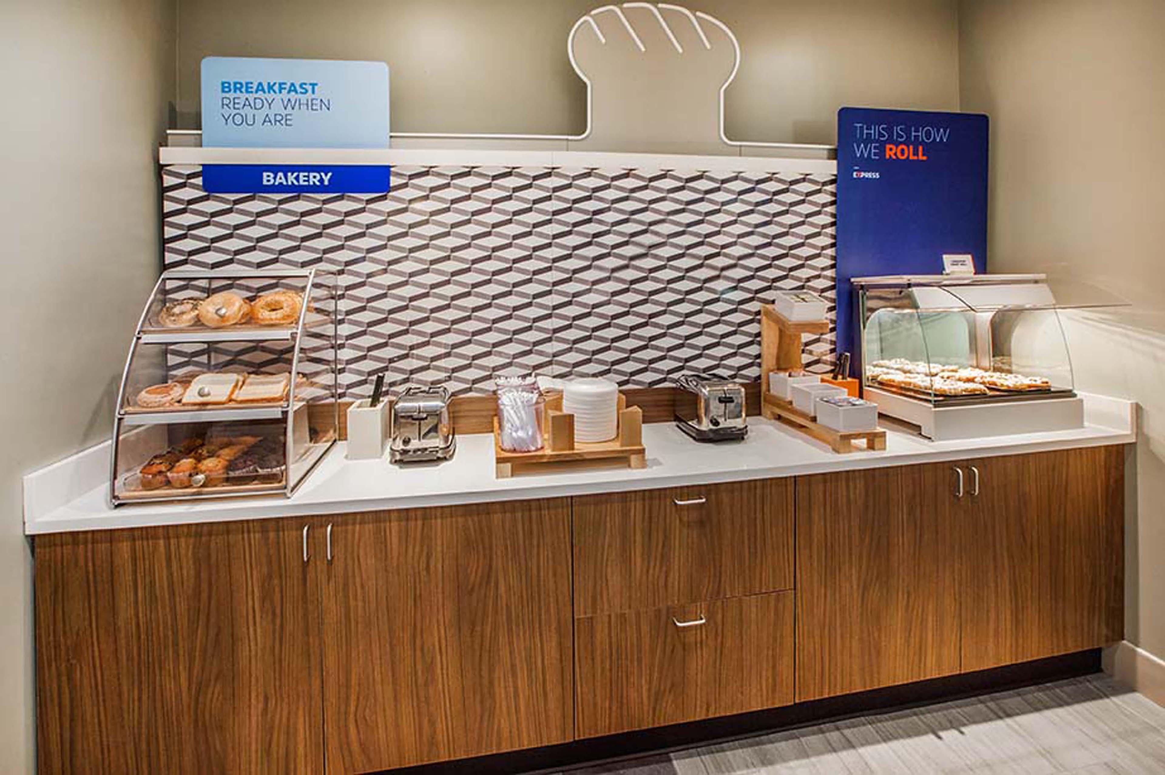 Holiday Inn Express & Suites Del Rio By Ihg Екстер'єр фото