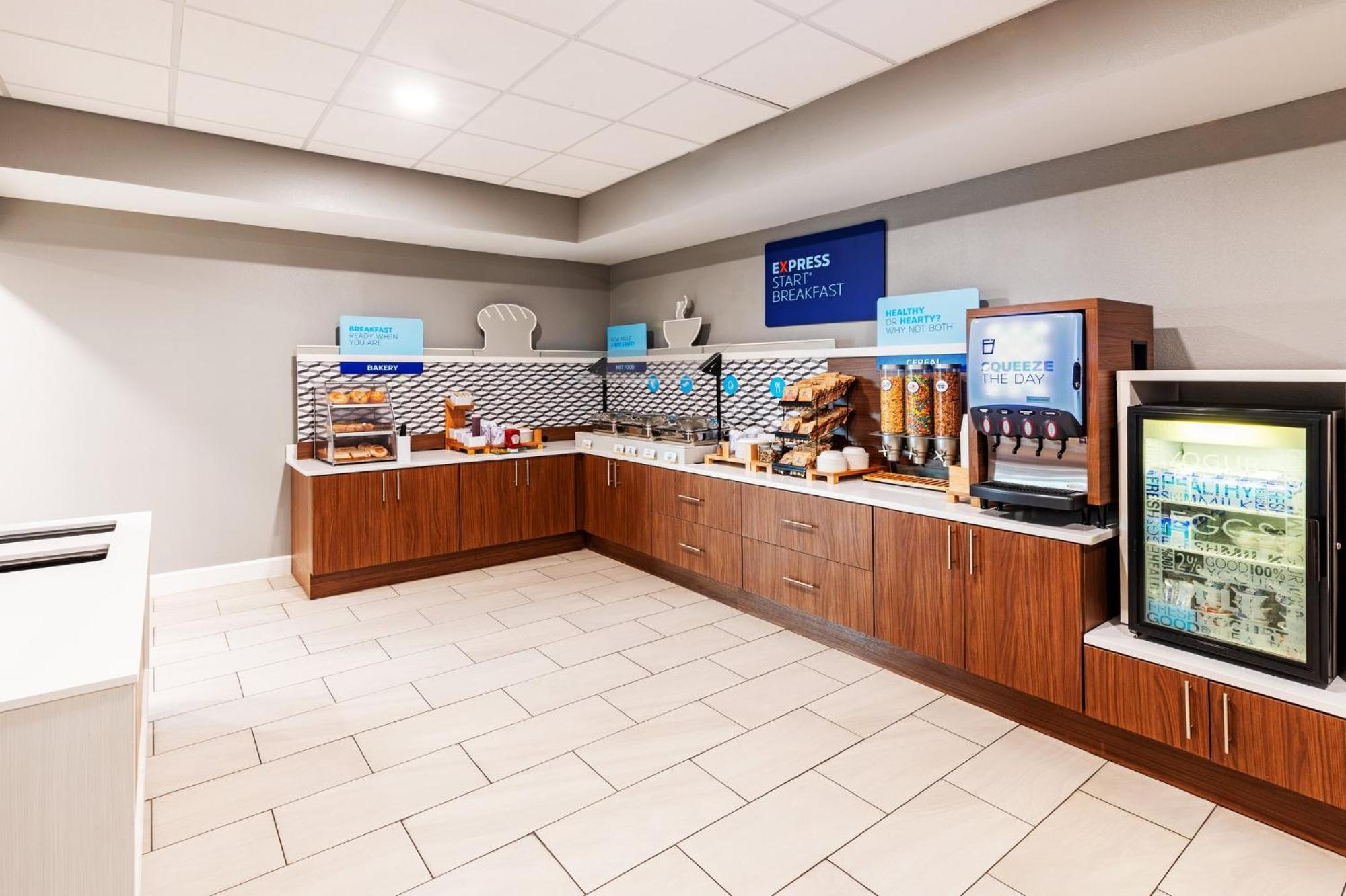 Holiday Inn Express & Suites Del Rio By Ihg Екстер'єр фото