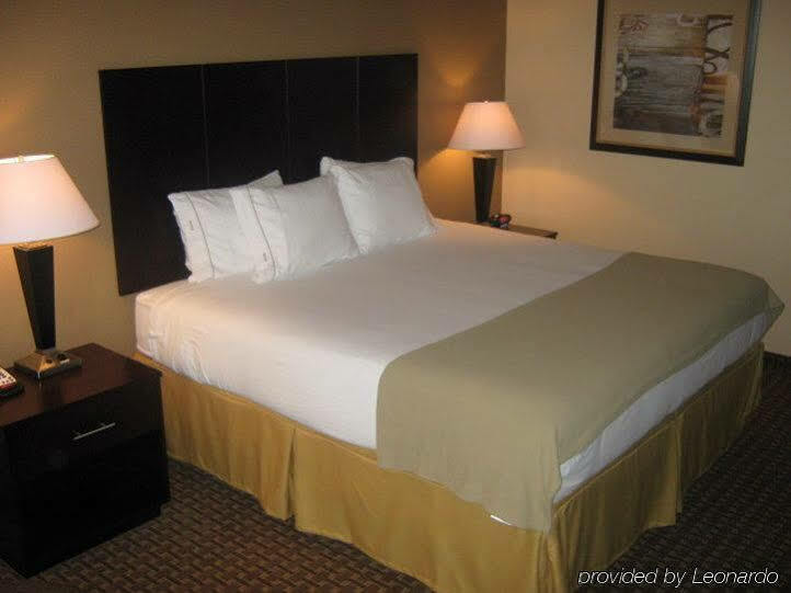 Holiday Inn Express & Suites Del Rio By Ihg Екстер'єр фото